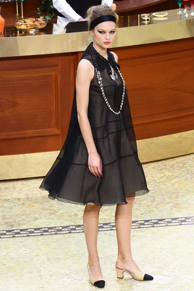 Look 95